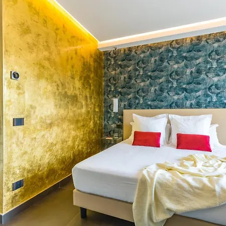 Dei Martiri Bed & Breakfast *