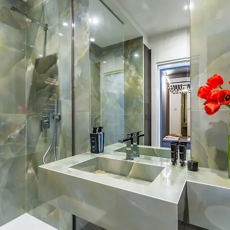 Oda ve Kahvaltı Dei Martiri