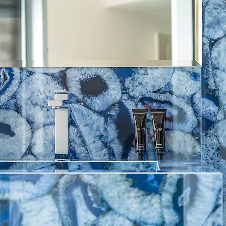 Dei Martiri Oda ve Kahvaltı