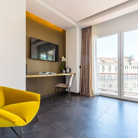 Dei Martiri 4* Napoli