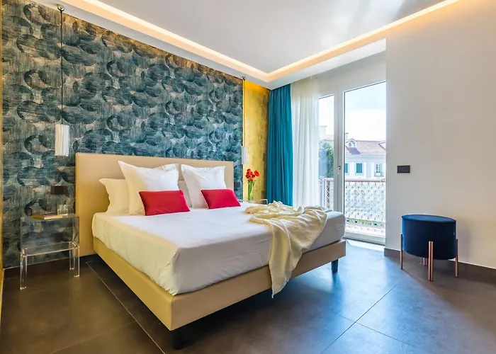 Dei Martiri 4* Napoli